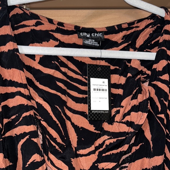 City Chic Cancun Tiger Stripe NWT Playsuit Romper size 18 - Picture 7 of 8